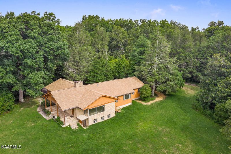 380 Dorton Rd, Crossville, TN 38555