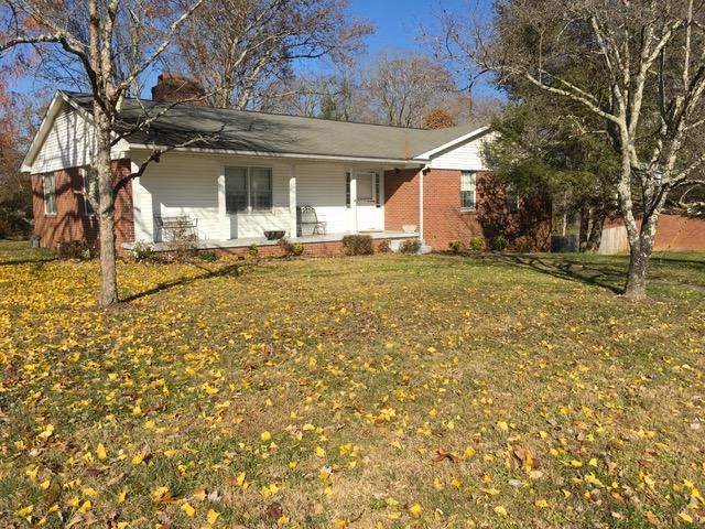 380 East Dr, Oak Ridge, TN 37830