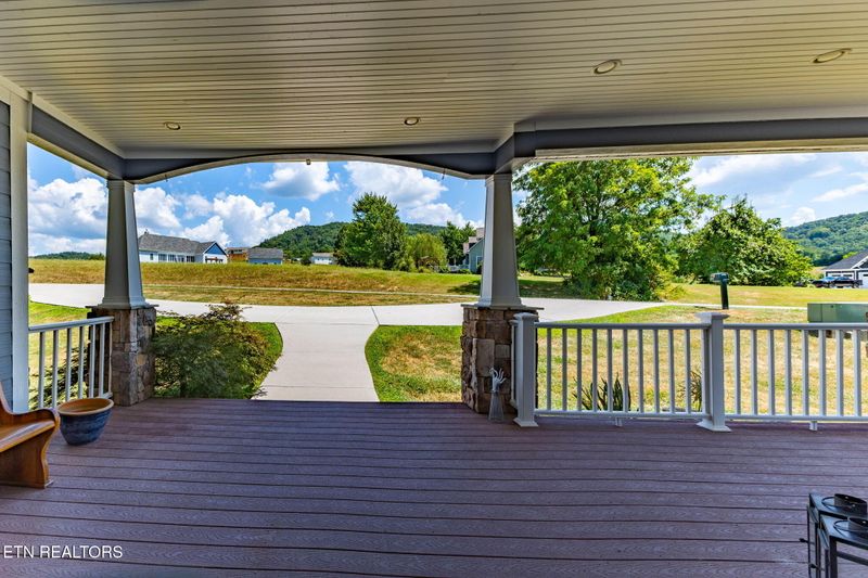 380 Fishers Loop, Sharps Chapel, TN 37866