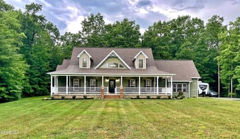 380 Laurel Branch Pvt Dr, Oneida, TN 37841