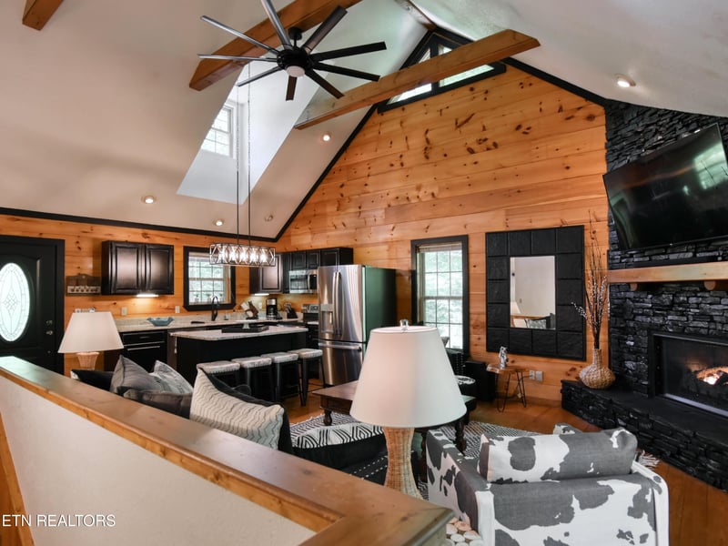 380 Laurel Rd, Townsend, TN 37882