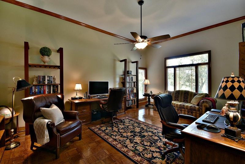 380 Rivers Edge Dr, Loudon, TN 37774