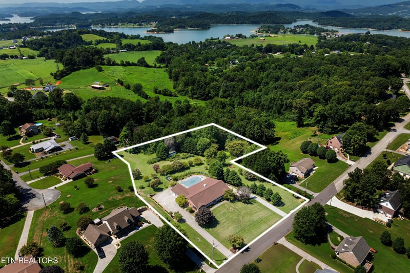 3800 Dan Dr, Morristown, TN 37814