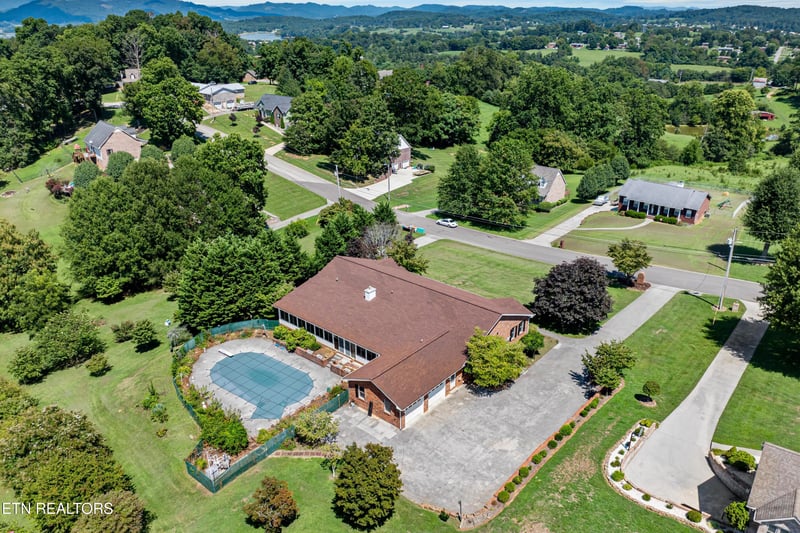 3800 Dan Dr, Morristown, TN 37814