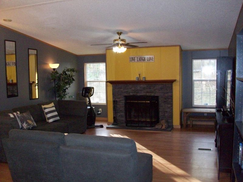 3805 Mutton Hollow Rd, Knoxville, TN 37920