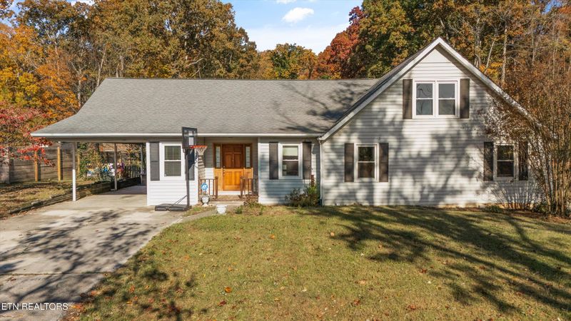 3805 Valley View Dr, Knoxville, TN 37917