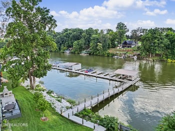 3806 Admirality Ln, Knoxville, TN 37920