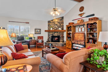 3806 Crescent Ridge Ct, Maryville, TN 37804