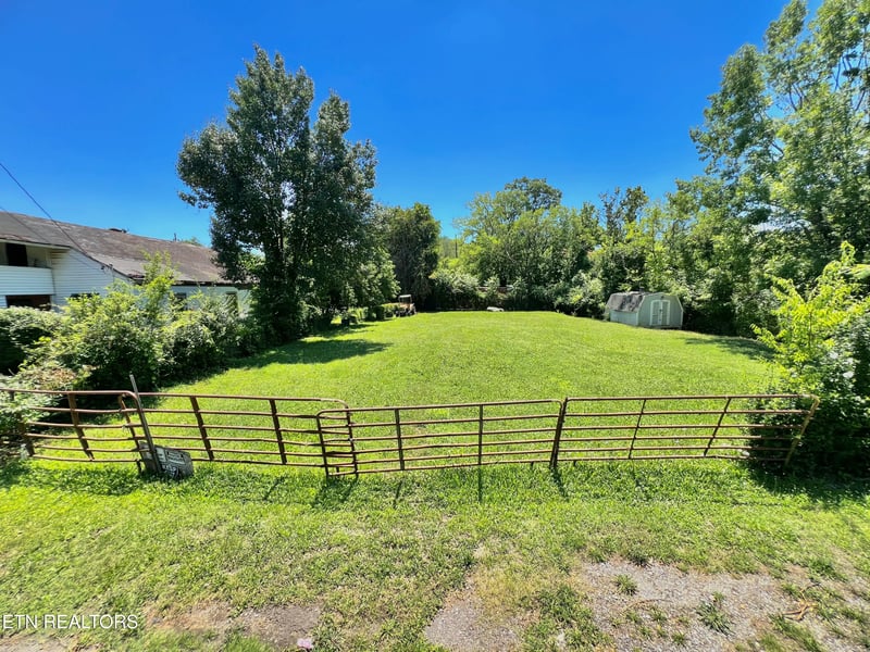 3808 Reagan Ave, Knoxville, TN 37919