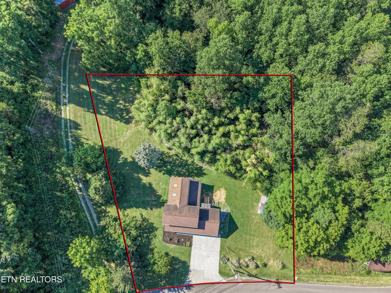 3809 Clover Hill Mill Rd, Maryville, TN 37801