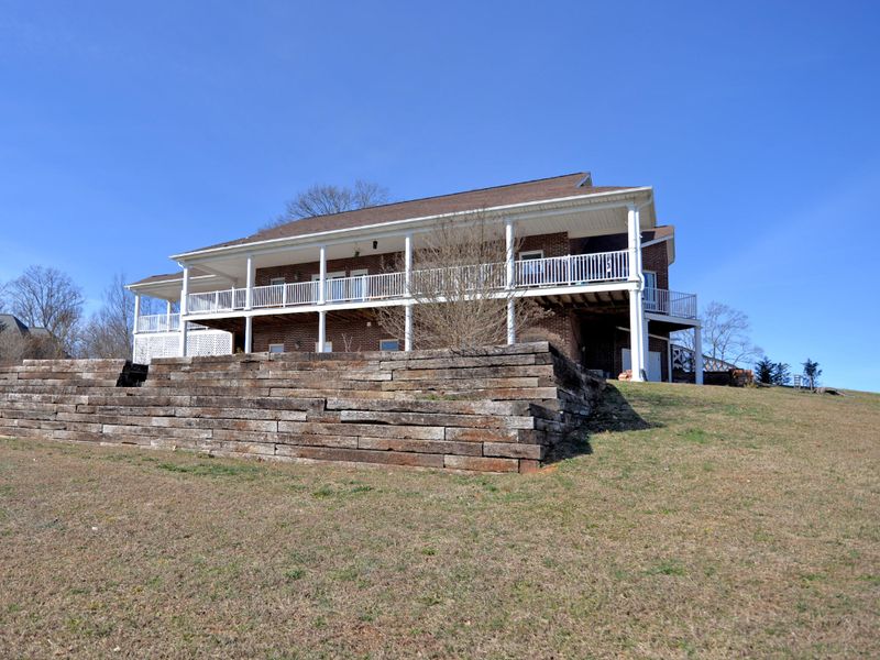 3809 Elizabeth Downs Ln, Knoxville, TN 37931