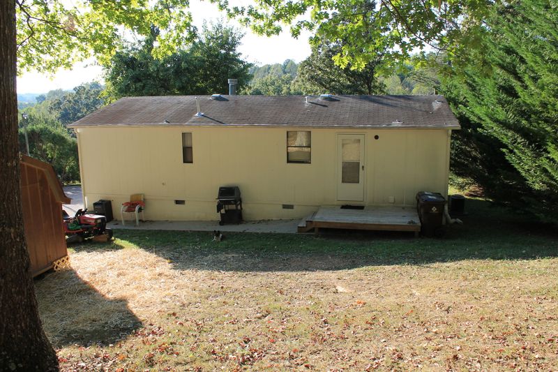 381383 Laurel Rd, Clinton, TN 37716