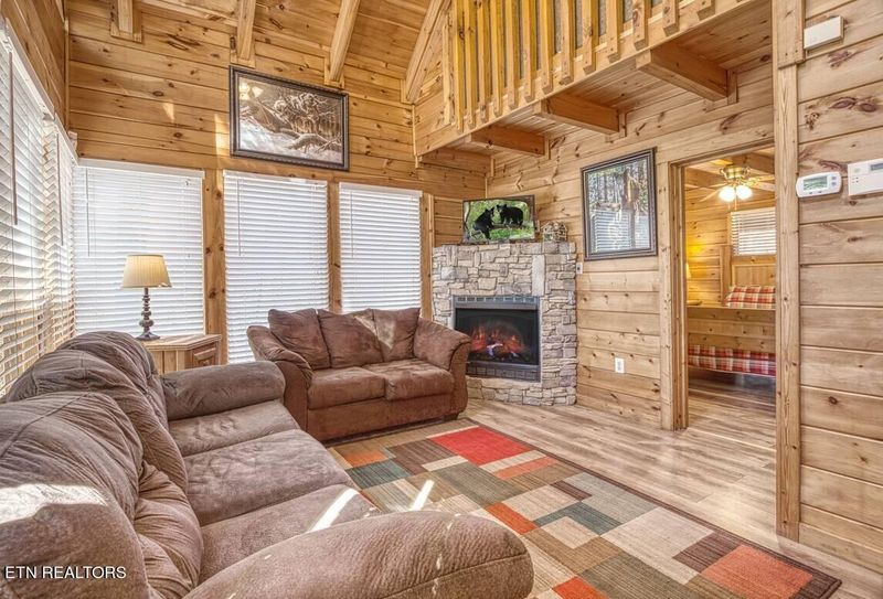 3817 Katelyns Ln, Sevierville, TN 37876
