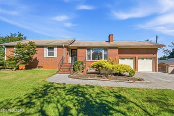 3817 Riverview Dr, Knoxville, TN 37914