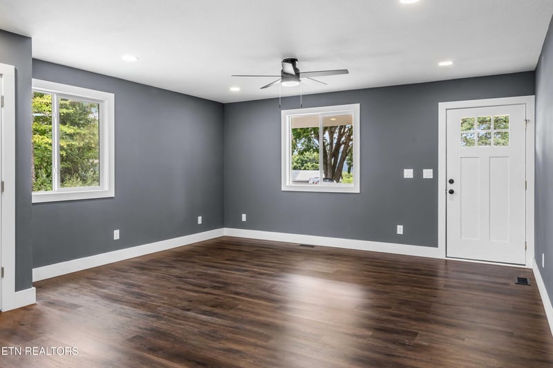382 Davenport Rd, Lafollette, TN 37766