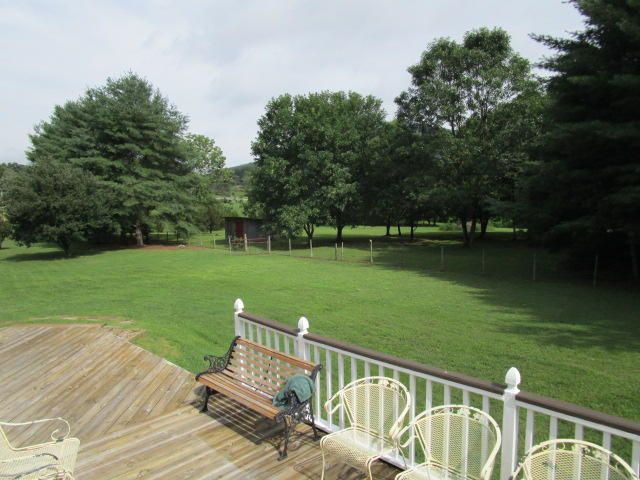 382 Emory Rd, Blaine, TN 37709