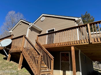 382 Flat Hollow Marina Rd, Speedwell, TN 37870
