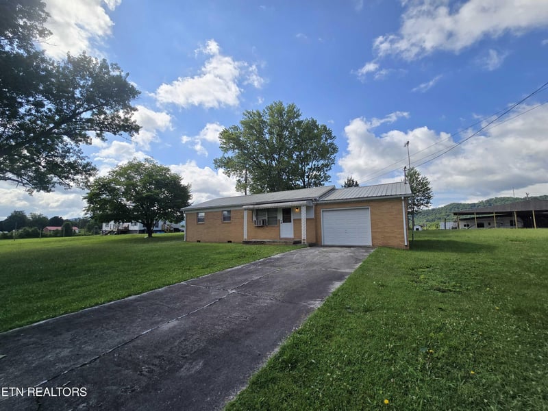 382 Meadow Branch Rd, Bean Station, TN 37708