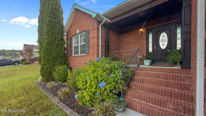 3820 Hillside Terrace Ln, Knoxville, TN 37924
