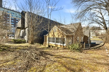 3820 Sutherland Ave, Knoxville, TN 37919