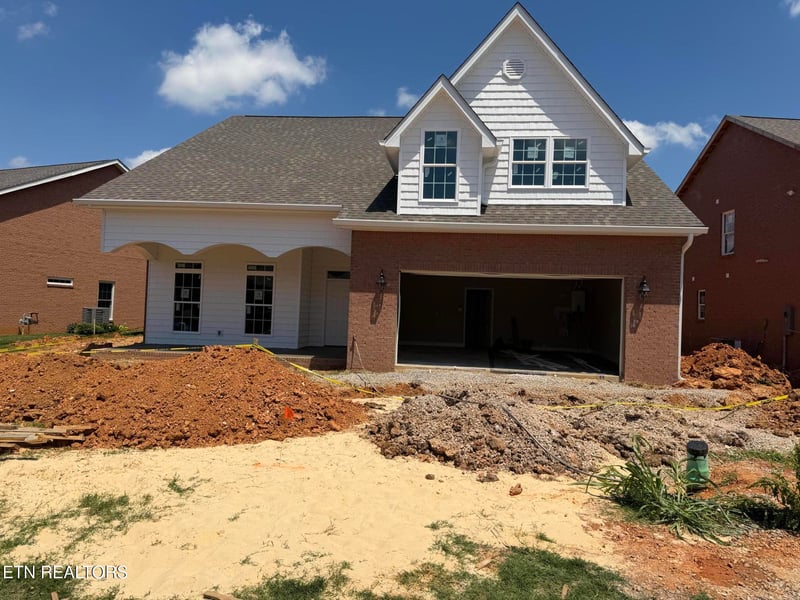 3825 Honeytree Ln, Knoxville, TN 37938
