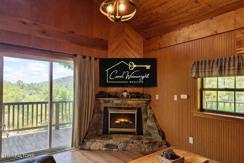 3827 Getta Way, Gatlinburg, TN 37738