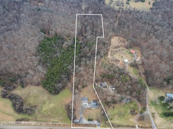 3827 Quarry Rd, Louisville, TN 37777