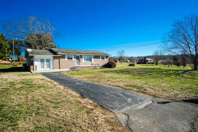 3828 Idumea Rd, Mascot, TN 37806