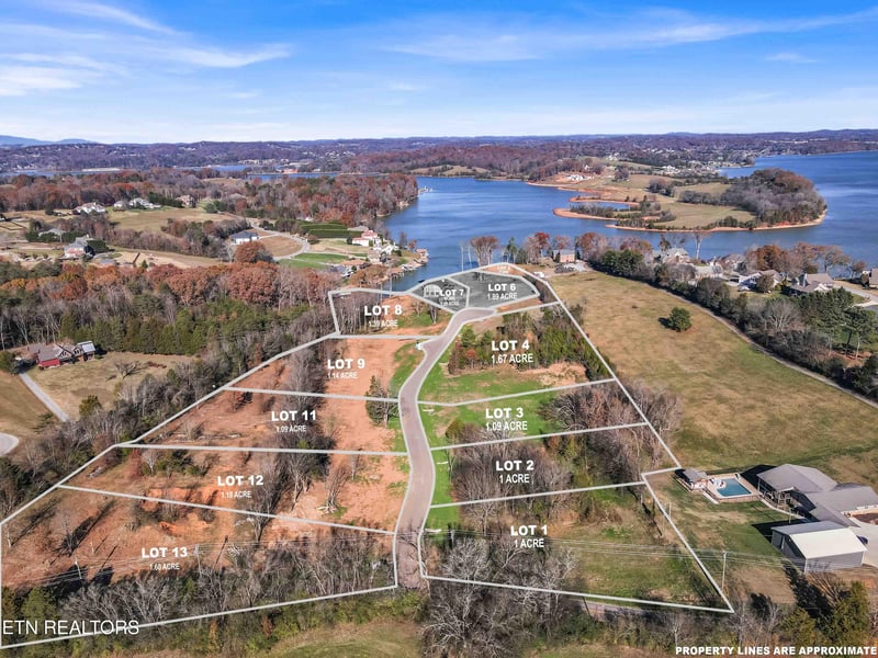 3830 Lakeside Estates Way, Louisville, TN 37777