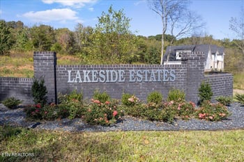3830 Lakeside Estates Way, Louisville, TN 37777