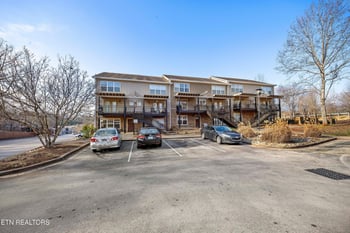 3831 Cherokee Woods Way #203, Knoxville, TN 37920