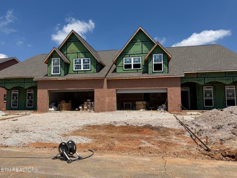 3831 Honeytree Ln, Knoxville, TN 37938