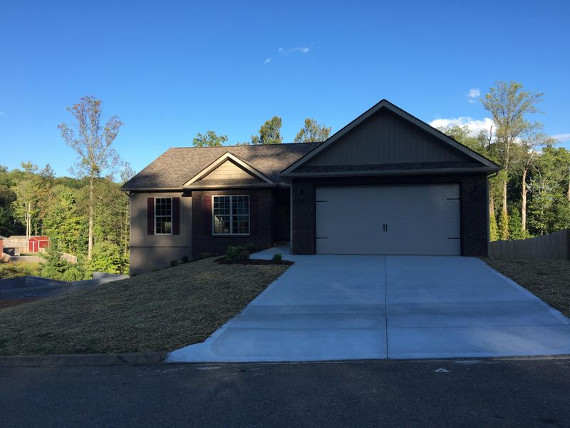 3832 Boyd Walters, Knoxville, TN 37931