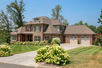 3835 Jackson Bend Dr, Louisville, TN 37777