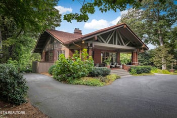 3835 Kingston Pike, Knoxville, TN 37919