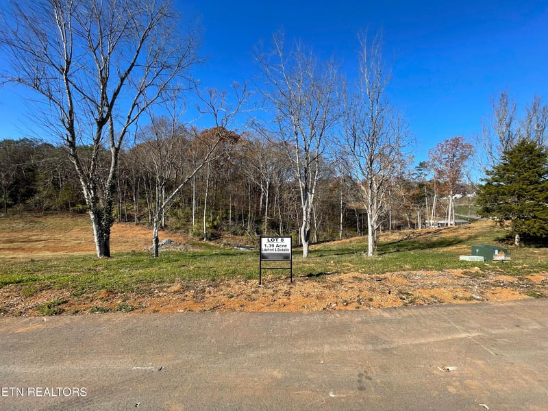 38353829 Lakeside Estates Way, Louisville, TN 37777