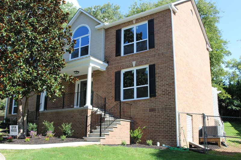3836 Taliluna Ave, Knoxville, TN 37919
