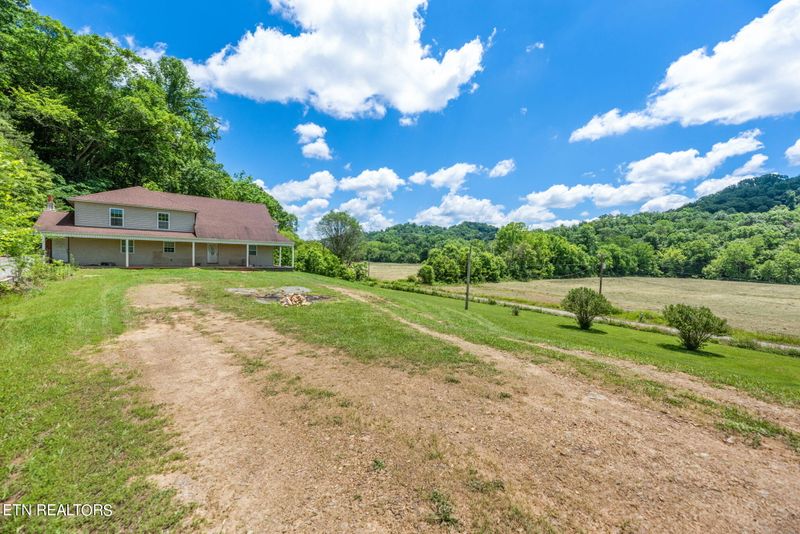 384 Hansard Rd, Maynardville, TN 37807