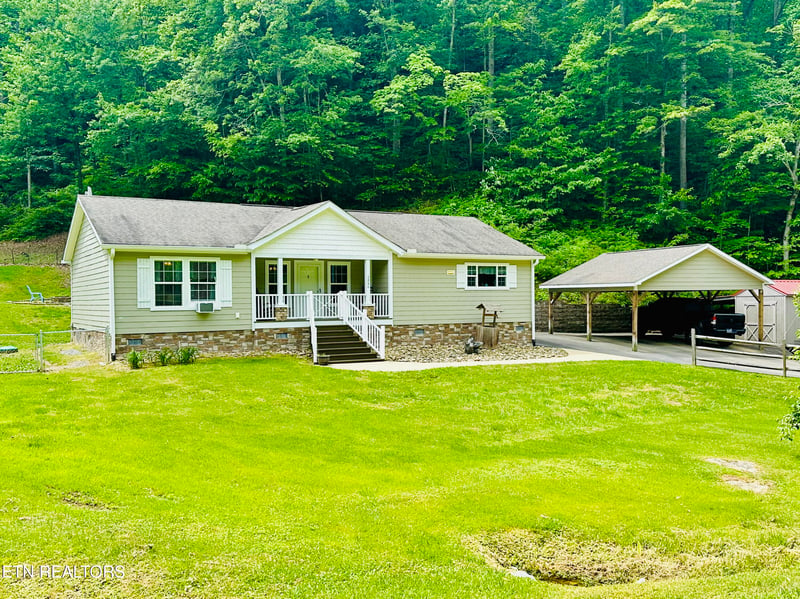 3846 Knight Hollow Rd, Sevierville, TN 37876