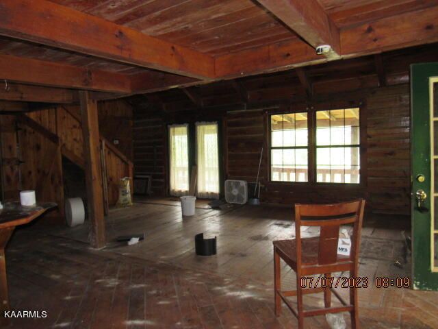 385 Satterfield Rd, Luttrell, TN 37779