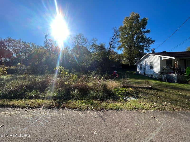 3856 Cluster St, Knoxville, TN 37914