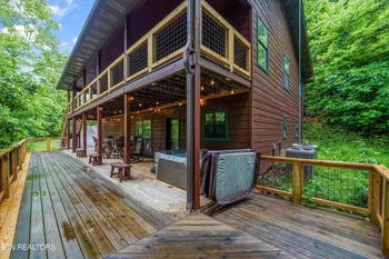 3856 Ravens Den Way, Sevierville, TN 37862