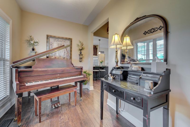 3865 W Buttermilk Rd, Kingston, TN 37763