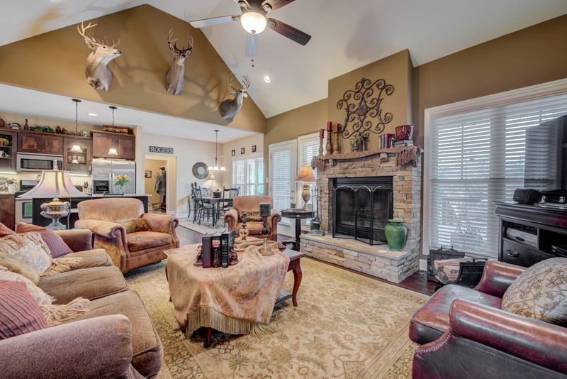 3865 W Buttermilk Rd, Kingston, TN 37763