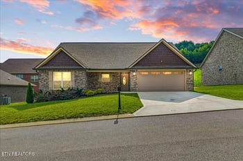 3866 Doral Dr, Maryville, TN 37801