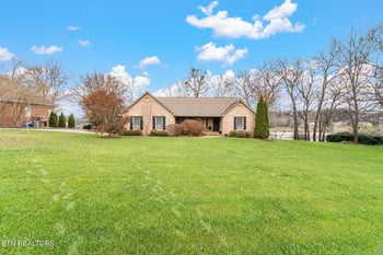 3867 Attley Dr, Louisville, TN 37777