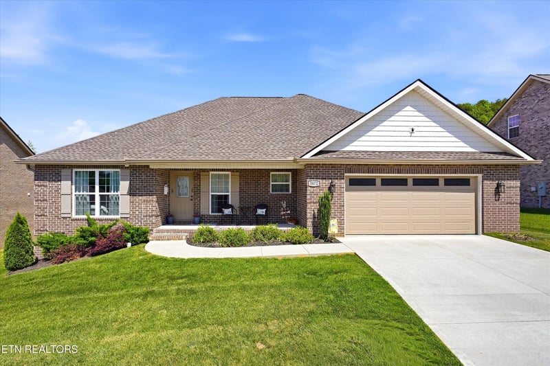 3872 Doral Dr, Maryville, TN 37801