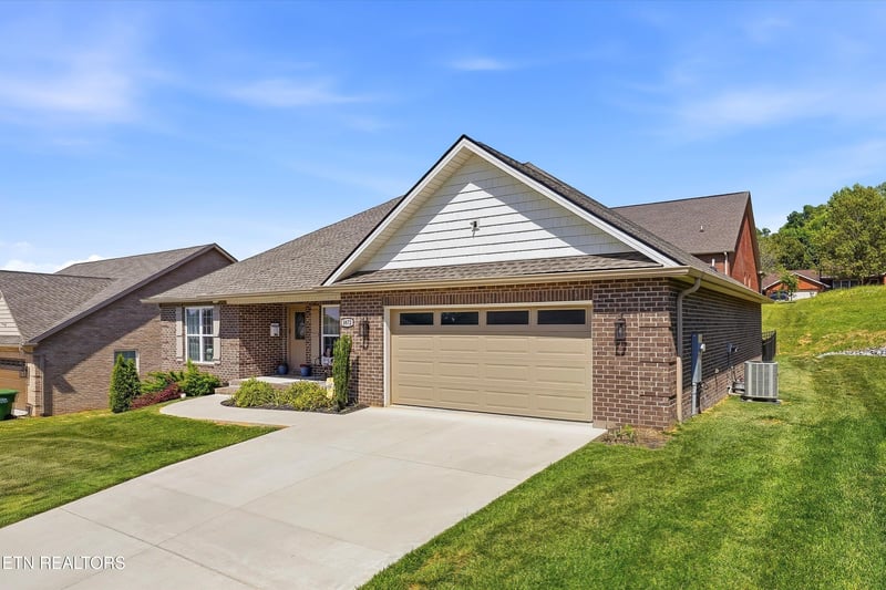 3872 Doral Dr, Maryville, TN 37801