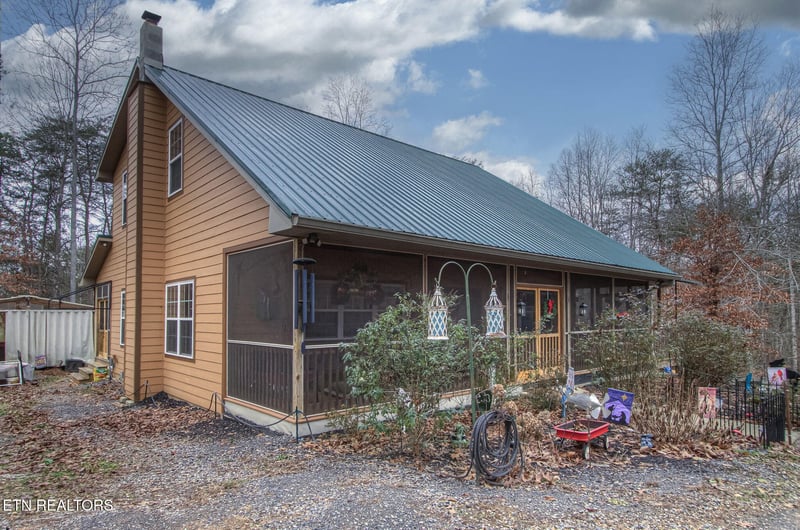 3875 Poplar Ln, Kodak, TN 37764