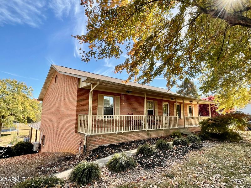 388 Susong Dr, Morristown, TN 37814